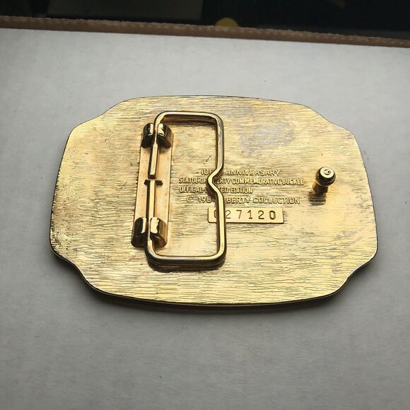 Vintage 100 Years Of Liberty Belt Buckle Statue Commemorative Limited Edition - Picture 2 of 3